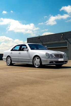 MERCEDES-BENZ E 55 AMG 5.5 SEDAN GASOLINA 4P AUTOMÁTICO